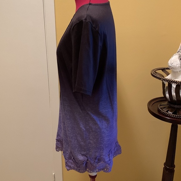 Women Gradient Printed V Neck Short Sleeve T Shirts Button Pullover - Picture 4 of 8